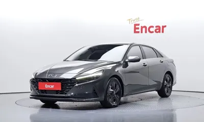 Hyundai Avante · 2022 год