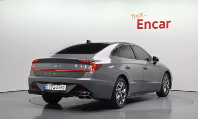 Hyundai Sonata 2022, 11689 км, за 13976.46 USD - фото 2
