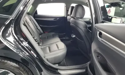 Hyundai Grandeur 2022, 78863 км, за 16187.64 USD - фото 12