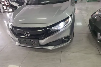 Honda Civic 2019, 40500 км, за 10882 USD - фото 8