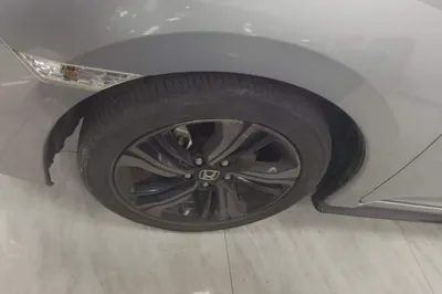 Honda Civic 2019, 40500 км, за 10882 USD - фото 10