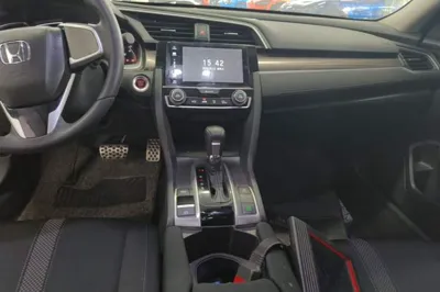 Honda Civic 2019, 40500 км, за 10882 USD - фото 15