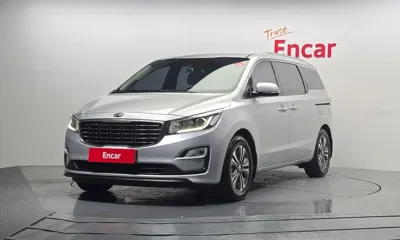 Kia Canival · 2020 год