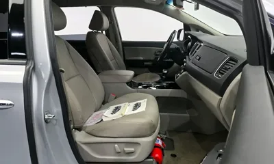 Kia Canival 2020, 50023 км, за 12751.9 USD - фото 11