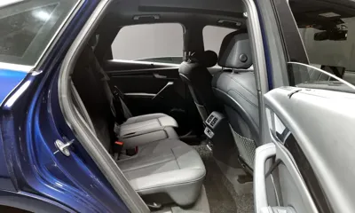 Audi Q5 2022, 25252 км, за 30845.48 USD - фото 12