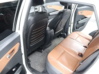 KG_Mobility_Ssangyong TIBOLI 2019, 41518 км, за 8130.62 USD - фото 11
