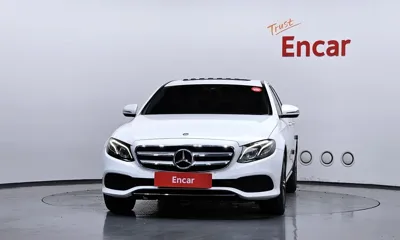 Mercedes-Benz E-Class 2019, 85659 км, за 15229.09 USD