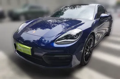 Porsche Panamera · 2022 год