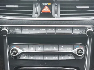Hyundai Grandeur 2018, 94000 км, за 10305.89 USD - фото 17