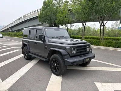 212 212 T01 2025, 24000 км, за 16009.11 USD