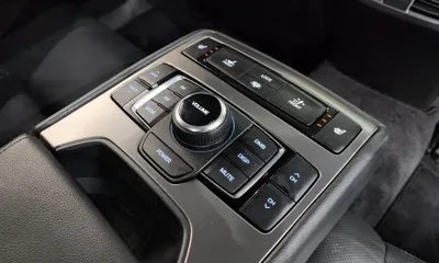 Hyundai Genesis 2016, 167940 км, за 5785.61 USD - фото 19