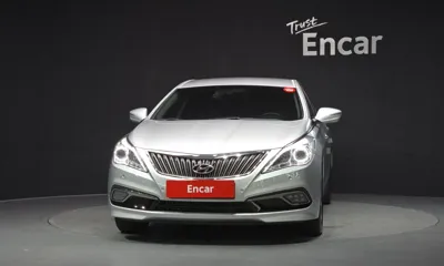 Hyundai Grandeur 2016, 227780 км, за 2822.63 USD