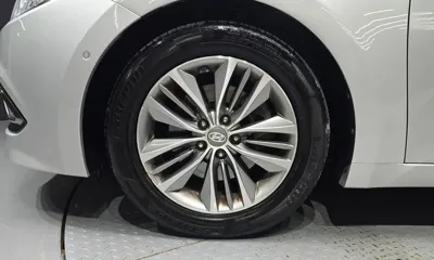 Hyundai Grandeur 2016, 227780 км, за 2822.63 USD