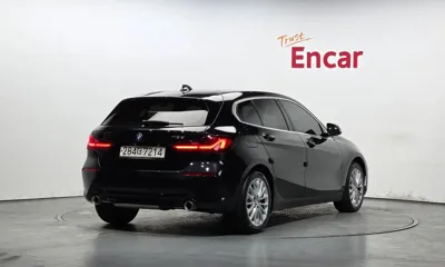 BMW 1-Series 2020, 61983 км, за 13544.76 USD