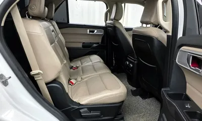 Ford Explorer 2020, 62586 км, за 16848.36 USD - фото 12