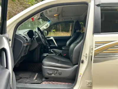 Toyota Prado 2019, 63000 км, за 49292.75 USD