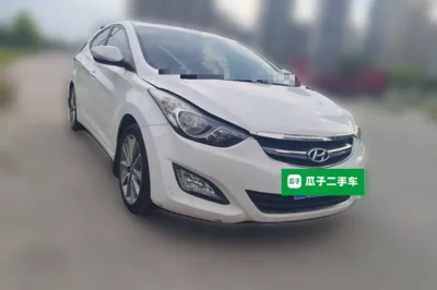 Hyundai Elantra (5th Generation 2015, 133100 км, за 5050 USD
