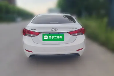 Hyundai Elantra (5th Generation 2015, 133100 км, за 5050 USD