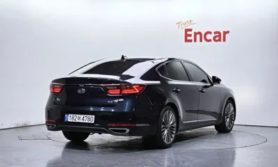 Kia K7 2019, 100979 км, за 9761.02 USD