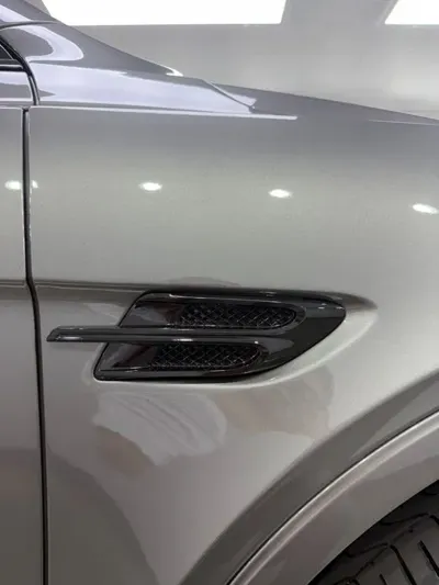 Bentley Bentayga 2017, 52327 км, за 59012.74 USD - фото 8