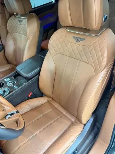 Bentley Bentayga 2017, 52327 км, за 59012.74 USD - фото 13