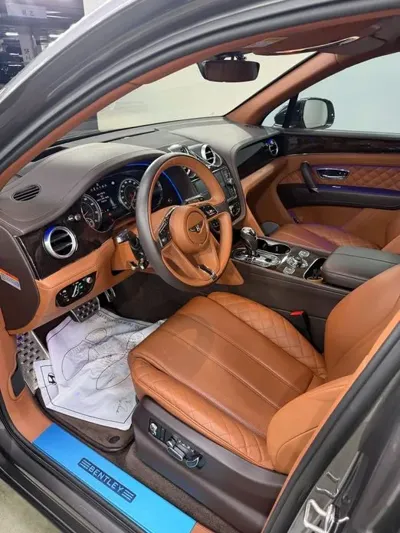 Bentley Bentayga 2017, 52327 км, за 59012.74 USD - фото 15