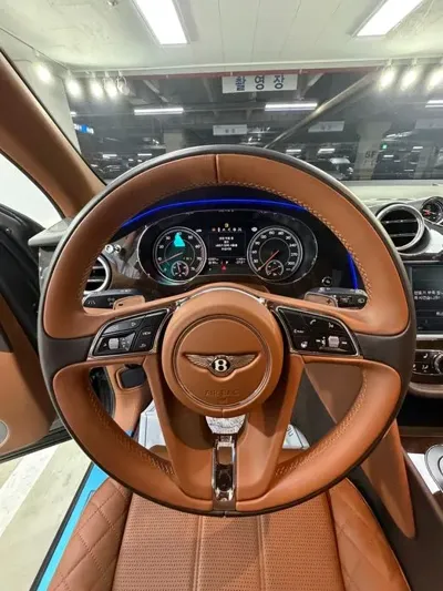 Bentley Bentayga 2017, 52327 км, за 59012.74 USD - фото 18