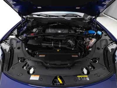 Maserati Grecale 2024, 6752 км, за 57856.05 USD - фото 6
