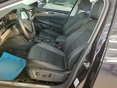 Volkswagen Passat 2021, 47200 км, за 16112.11 USD - фото 9