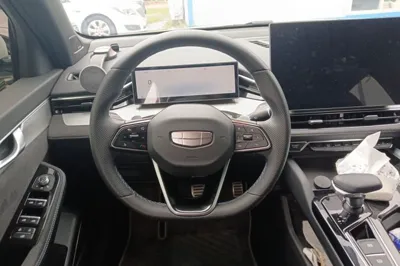 Geely Auto Preface 2025, 21200 км, за 13959 USD - фото 9