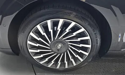 Hyundai Grandeur 2023, 43230 км, за 22762.19 USD
