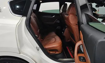 Maserati Levante 2017, 82766 км, за 18720.43 USD - фото 12
