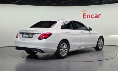 Mercedes-Benz C-Class 2019, 107595 км, за 10677.55 USD