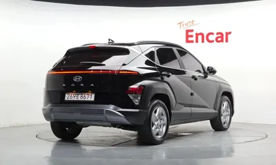 Hyundai Kona 2023, 16269 км, за 19211.74 USD