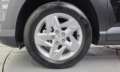 Hyundai Kona 2023, 16269 км, за 19211.74 USD