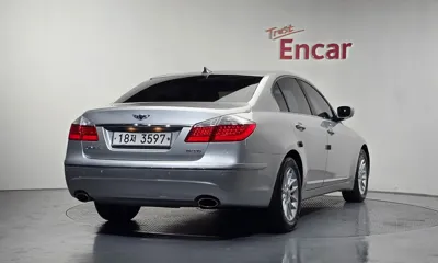 Hyundai Genesis 2011, 129737 км, за 2801.3 USD