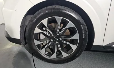 Kia Canival 2023, 35507 км, за 23443.69 USD