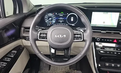 Kia Canival 2023, 35507 км, за 23443.69 USD - фото 13