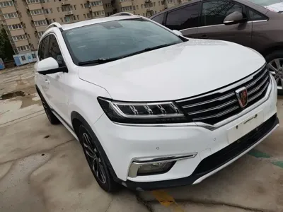 Roewe RX5 2016, 110000 км, за 3678.56 USD