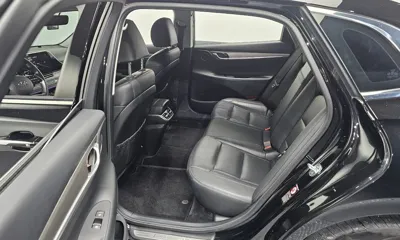 Hyundai Grandeur 2020, 71200 км, за 11189.18 USD - фото 12