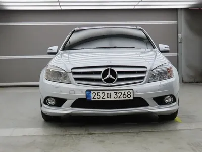 Mercedes-Benz C-Class 2010, 207698 км, за 1641.07 USD