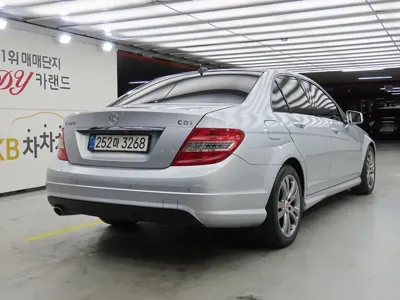 Mercedes-Benz C-Class 2010, 207698 км, за 1641.07 USD