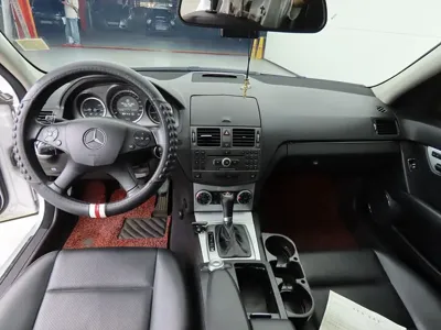 Mercedes-Benz C-Class 2010, 207698 км, за 1641.07 USD - фото 7