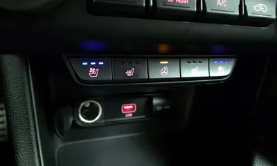 Kia Sportage 2022, 127369 км, за 8205.33 USD - фото 17