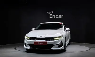 Kia K5 2021, 53226 км, за 13943.7 USD