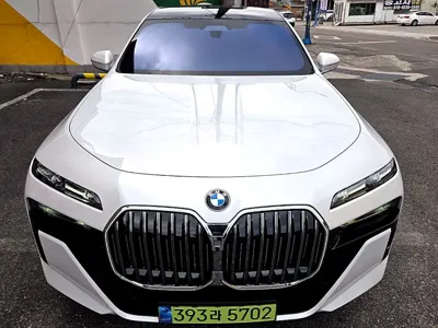 BMW 7-Series · 2026 год