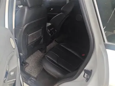 Land Rover Evoque 2018, 85000 км, за 11918.54 USD - фото 11