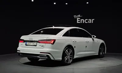 Audi A6 2022, 49655 км, за 24222.13 USD