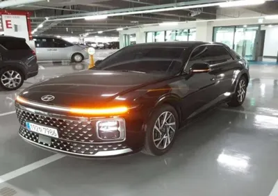 Hyundai Grandeur 2023, 54101 км, за 3594.45 USD