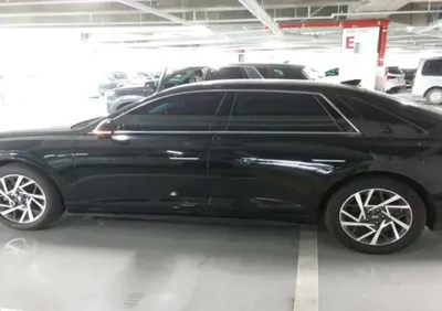 Hyundai Grandeur 2023, 54101 км, за 3594.45 USD